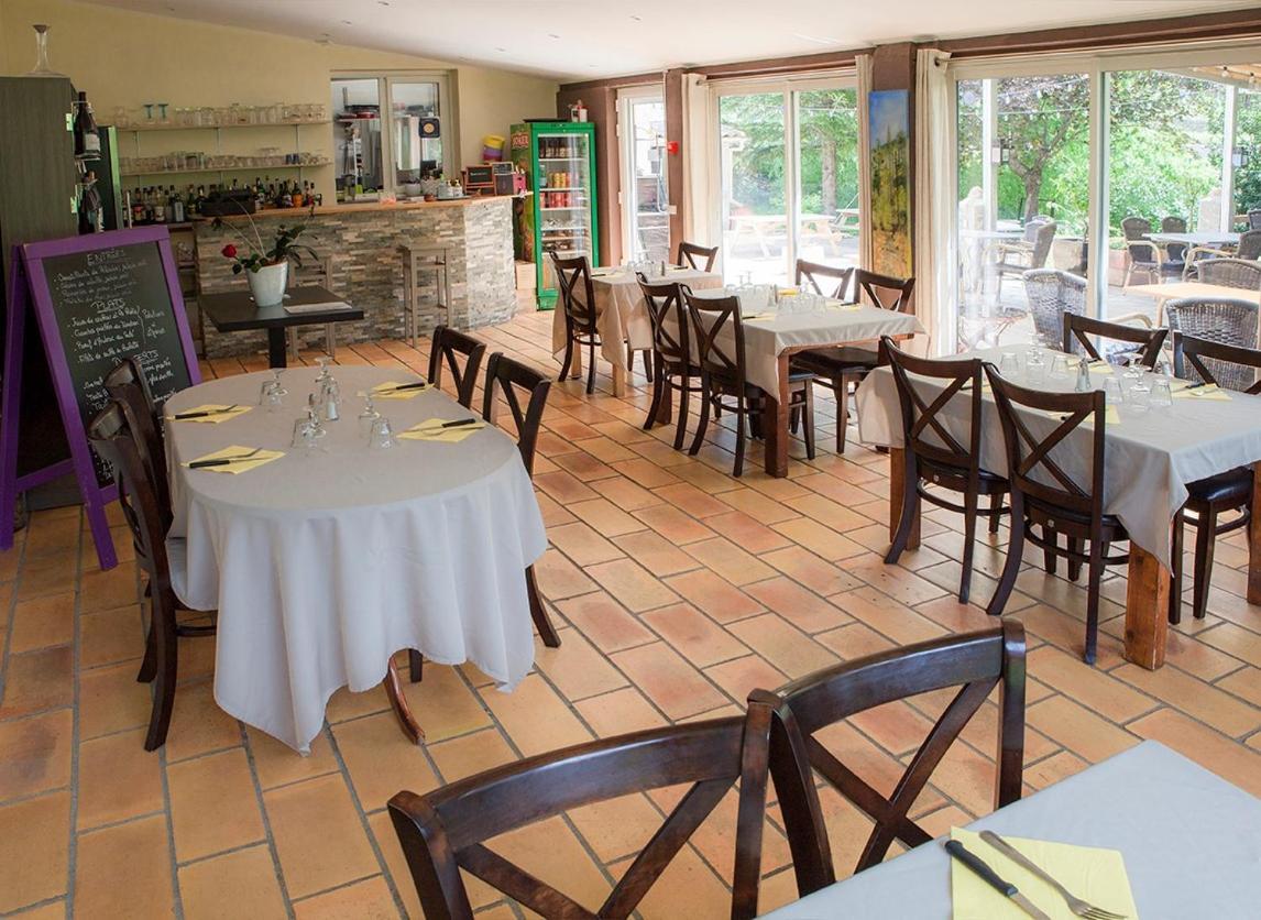 Auberge De La Vallee Saint-Jean-de-Bueges Exterior foto